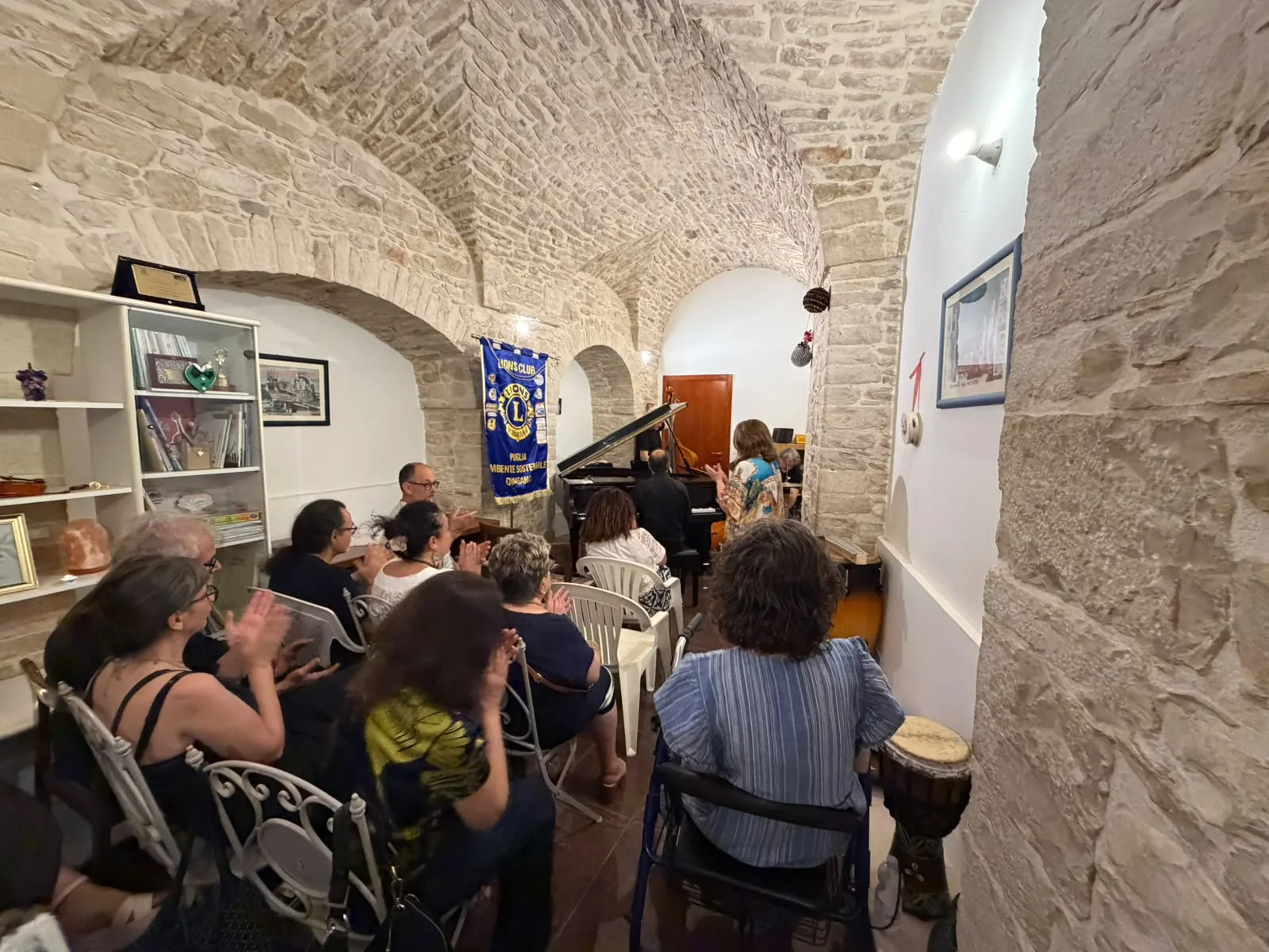 Il pubblico presente alla serata in jazz