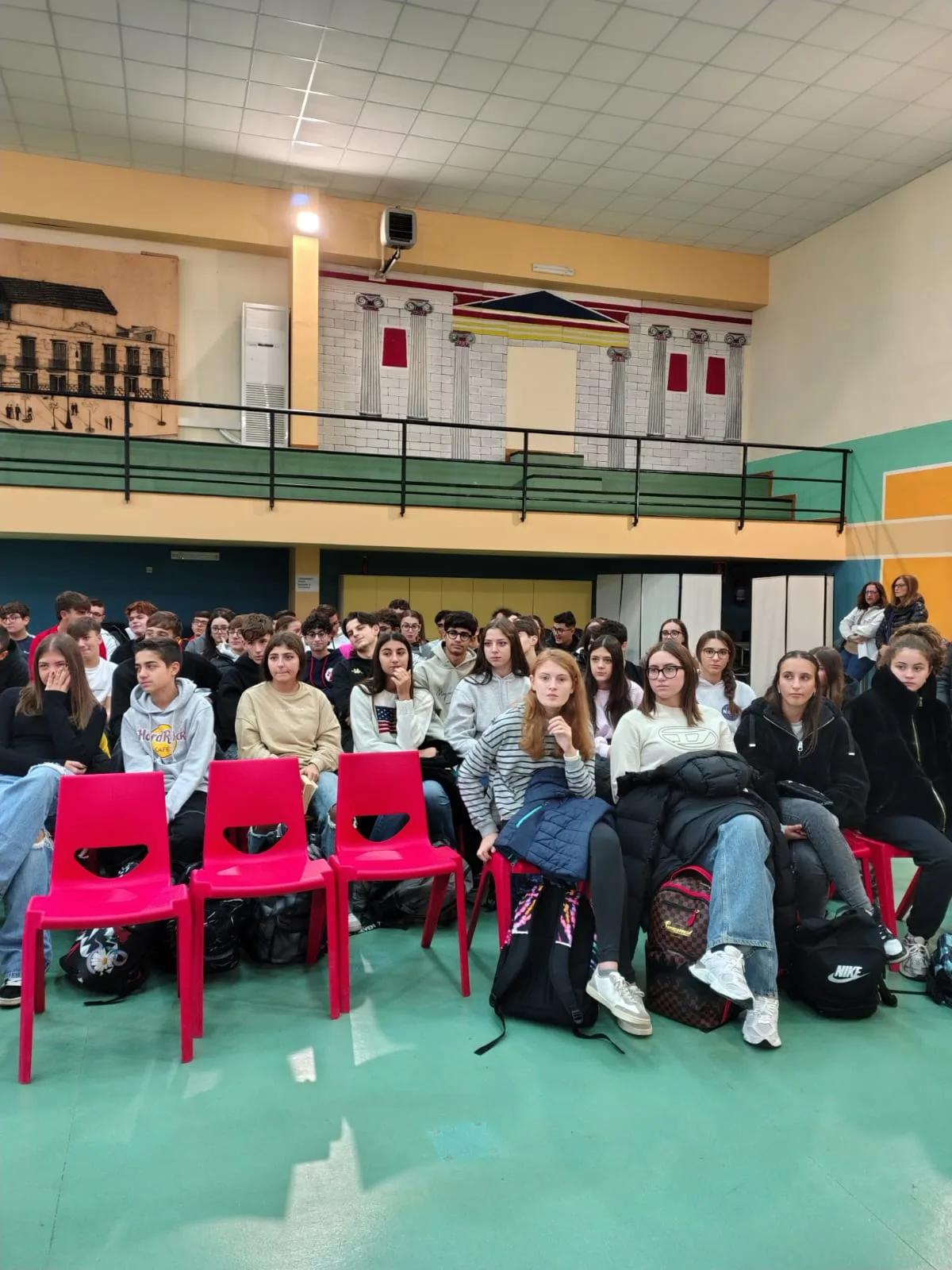 Partecipanti che seguono la formazione salvavita